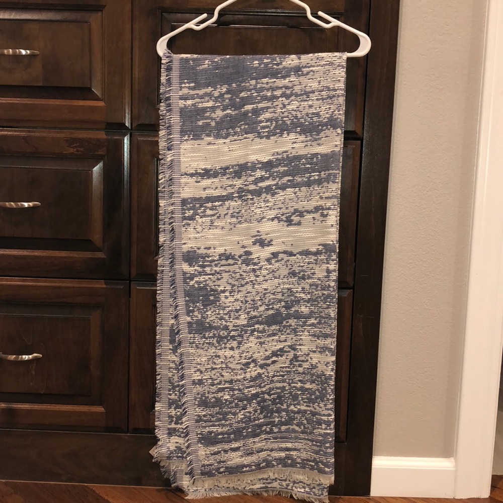 Scarf - Picture 3 of 3